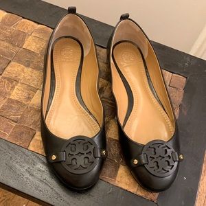Tory Burch Black Flat Shoes 7M